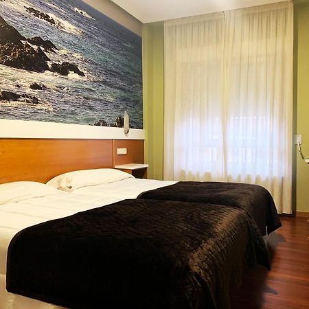 O Pino Hotel Bello מראה חיצוני תמונה