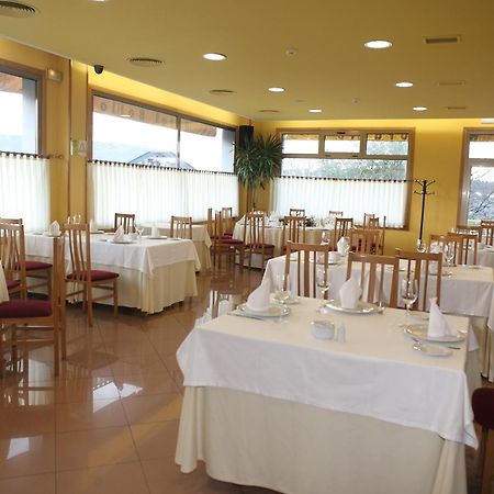 O Pino Hotel Bello מראה חיצוני תמונה