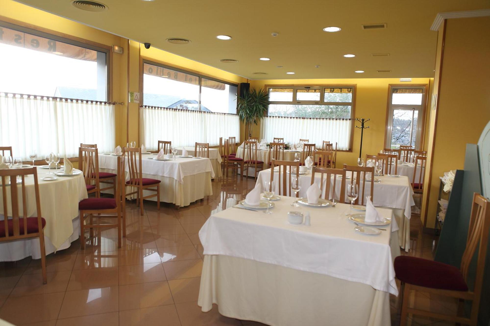 O Pino Hotel Bello מראה חיצוני תמונה