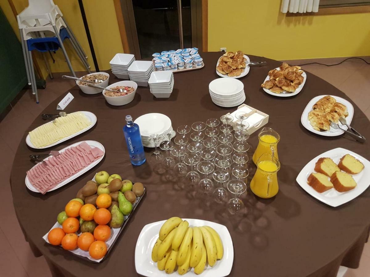 O Pino Hotel Bello מראה חיצוני תמונה