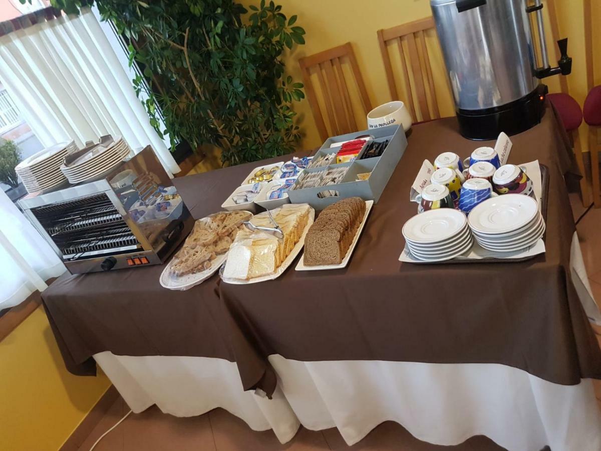 O Pino Hotel Bello מראה חיצוני תמונה